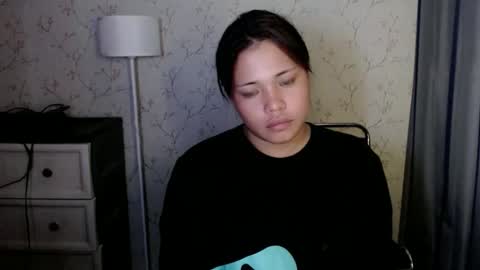 Snapshot of megan_younng chatting on March 8, 9:35 am MEGAN online show from March 8, 9:35 am