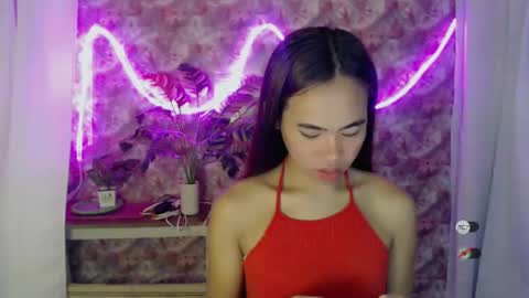 Snapshot of megan_younng chatting on March 20, 1:16 pm MEGAN online show from March 20, 1:16 pm