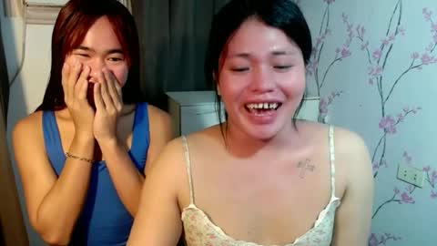 Snapshot of megan_younng chatting on June 27, 6:13 pm MEGAN online show from June 27, 6:13 pm