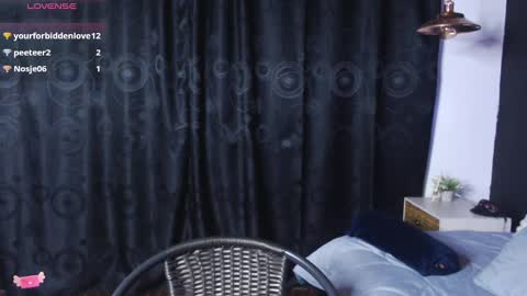 M E G A N   online show from December 4, 10:51 pm