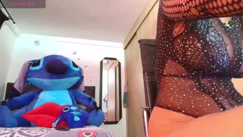 M E G A N   online show from September 21, 5:58 pm