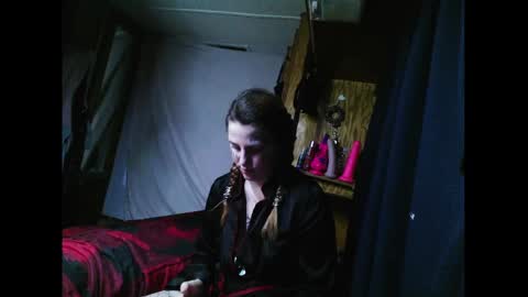 loubonnie online show from January 23, 7:32 am