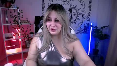 Snapshot of megangoddesss chatting on October 4, 9:29 am megangoddesss online show from October 4, 9:29 am