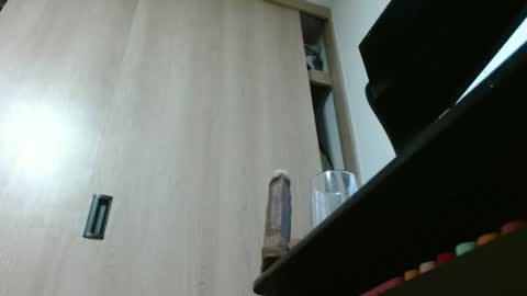 meganharry online show from March 4, 4:29 am