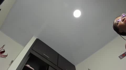 Snapshot of meganhotxx2 chatting on December 7, 6:54 am megan        online show from December 7, 6:54 am