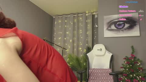 Snapshot of meganiex chatting on January 4, 7:55 am MeganieX online show from January 4, 7:55 am