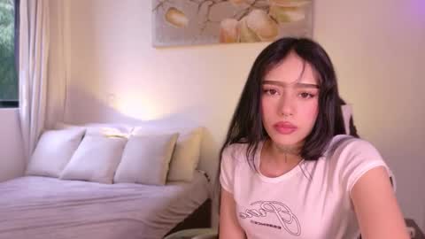 megan lake online show from February 19, 9:00 pm