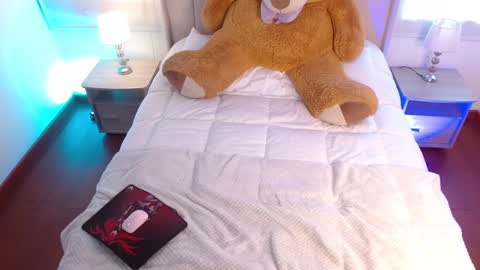 MEGAN online show from December 20, 7:39 pm