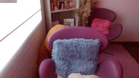 MEGAN online show from February 5, 6:37 pm