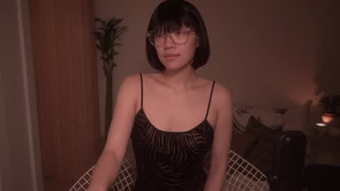 Snapshot of meganmei666 chatting on December 7, 2:53 am for more 3 online show from December 7, 2:53 am