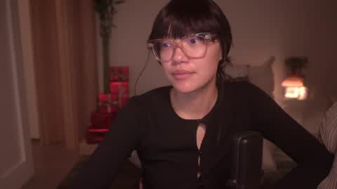 Snapshot of meganmei666 chatting on December 22, 2:39 am for more 3 online show from December 22, 2:39 am