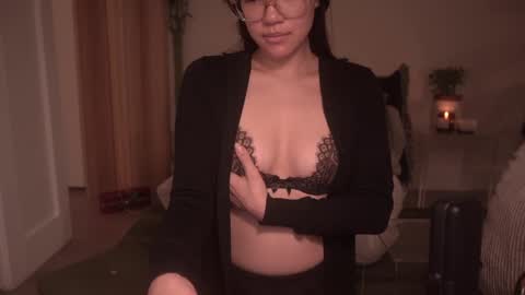 Snapshot of meganmei666 chatting on December 25, 5:48 am for more 3 online show from December 25, 5:48 am