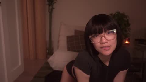 Snapshot of meganmei666 chatting on February 22, 3:01 am for more 3 online show from February 22, 3:01 am