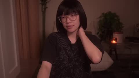 Snapshot of meganmei666 chatting on February 23, 3:02 am for more 3 online show from February 23, 3:02 am