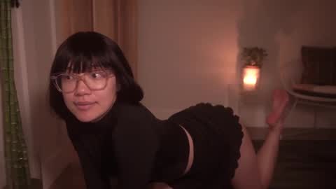 Snapshot of meganmei666 chatting on March 6, 2:51 am for more 3 online show from March 6, 2:51 am