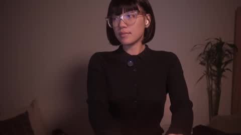 Snapshot of meganmei666 chatting on September 18, 2:02 am for more 3 online show from September 18, 2:02 am