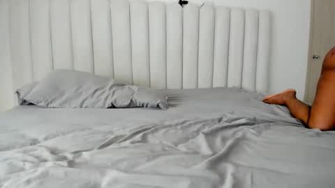 meganmir1 online show from March 1, 8:44 pm