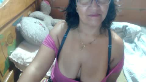 Snapshot of meganny_2023 chatting on February 12, 3:07 am Danny online show from February 12, 3:07 am