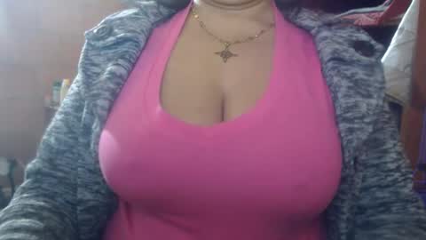 Snapshot of meganny_2023 chatting on November 28, 12:35 am Danny online show from November 28, 12:35 am