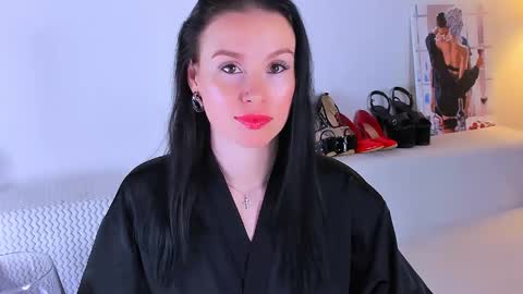 Snapshot of meganstones chatting on June 6, 10:14 pm Megan online show from June 6, 10:14 pm