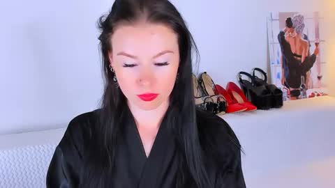 Snapshot of meganstones chatting on June 25, 5:28 pm Megan online show from June 25, 5:28 pm