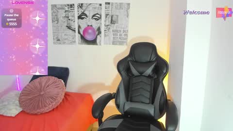 Snapshot of megantarly09 chatting on February 7, 12:31 am MEGAN  online show from February 7, 12:31 am