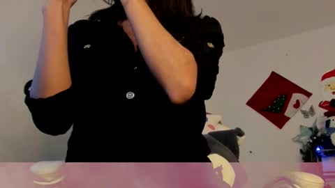 Megan online show from December 4, 11:57 pm