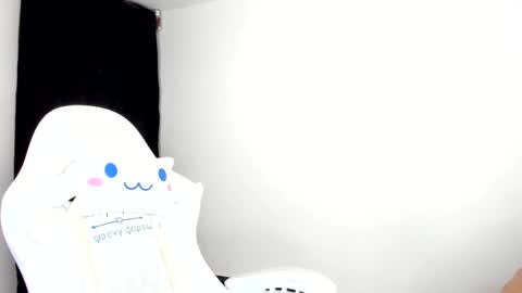 Megan online show from April 27, 6:33 am