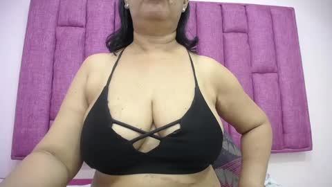 milfpleasure online show from December 12, 6:31 pm