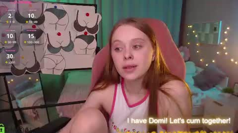 Snapshot of megg_ryan chatting on August 1, 9:30 am megg_ryan online show from August 1, 9:30 am