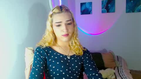 meghan_devil_ online show from March 9, 3:10 am