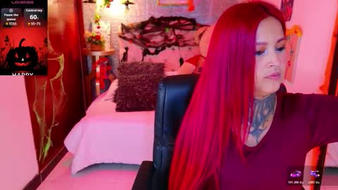 Snapshot of meghan_nill chatting on October 20, 2:56 am Meghan online show from October 20, 2:56 am