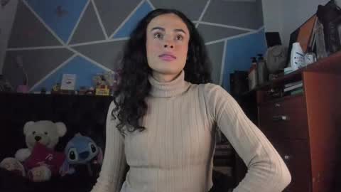 Alejandra 3 online show from October 5, 7:07 am