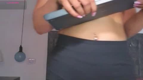 Snapshot of meghan_taylor__ chatting on November 27, 9:39 pm Meghan online show from November 27, 9:39 pm