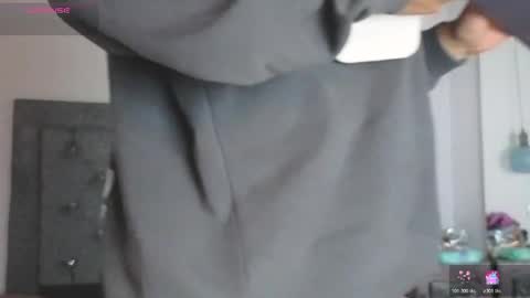 Snapshot of meghan_taylor__ chatting on December 16, 8:03 pm Meghan online show from December 16, 8:03 pm