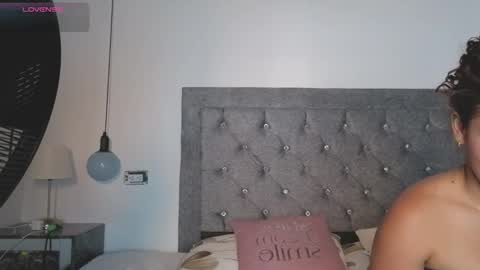 Snapshot of meghan_taylor__ chatting on December 17, 8:15 pm Meghan online show from December 17, 8:15 pm