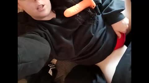 Megs online show from April 17, 3:37 pm