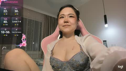 Mei  online show from April 7, 3:12 pm