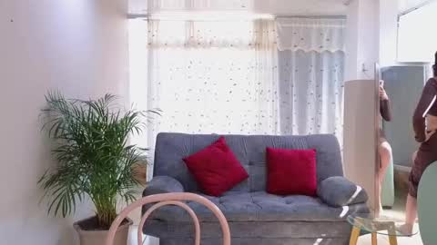 Mei online show from March 8, 7:42 pm