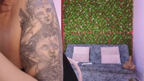 Mei online show from February 27, 8:09 pm