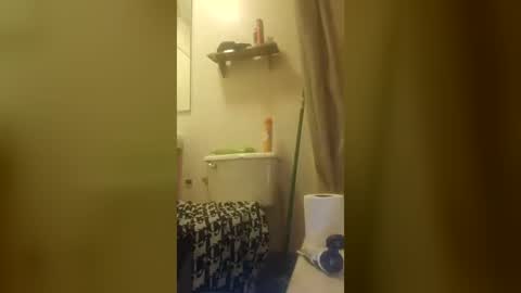 mel_hart_jr online show from July 24, 9:51 am