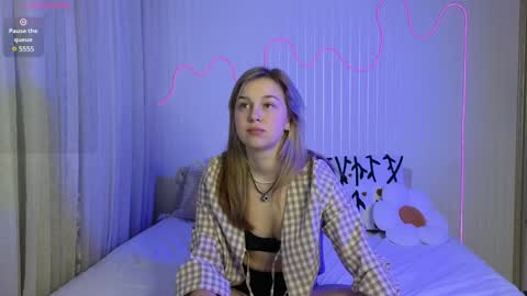 Mel online show from January 25, 4:02 am