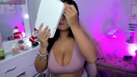 Melaany  online show from December 28, 2:01 am