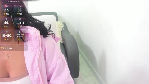 Snapshot of melan_owen chatting on December 29, 10:34 am melan_owen online show from December 29, 10:34 am