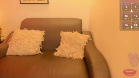 Snapshot of melan_owen chatting on September 17, 10:50 am melan_owen online show from September 17, 10:50 am