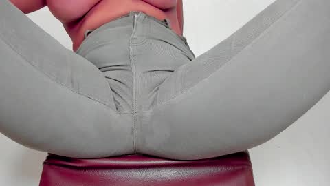 Melania online show from March 19, 3:49 pm