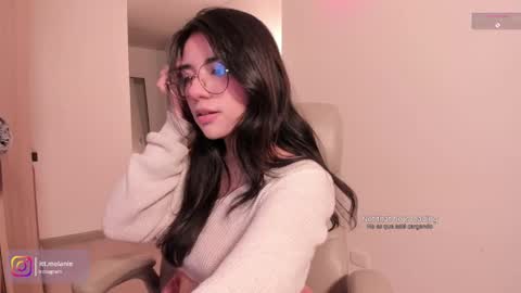 Snapshot of melanie_owo chatting on September 18, 10:12 pm Melanie online show from September 18, 10:12 pm