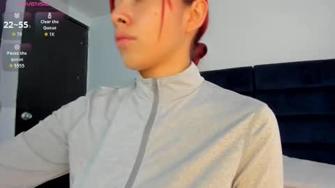 Melanie roux  online show from December 2, 12:32 pm