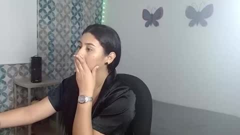 Snapshot of melaniecarsonew chatting on May 16, 8:18 pm Melanie online show from May 16, 8:18 pm