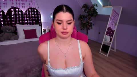 Melanie online show from February 13, 6:20 am